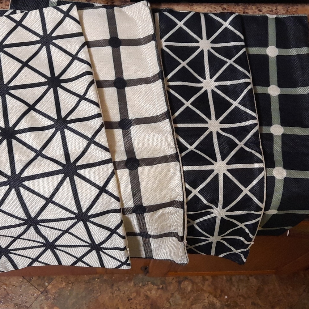 4pc 18 x 18 throw pillow covers
